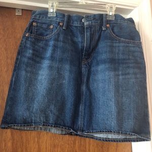 Levi’s denim skirt